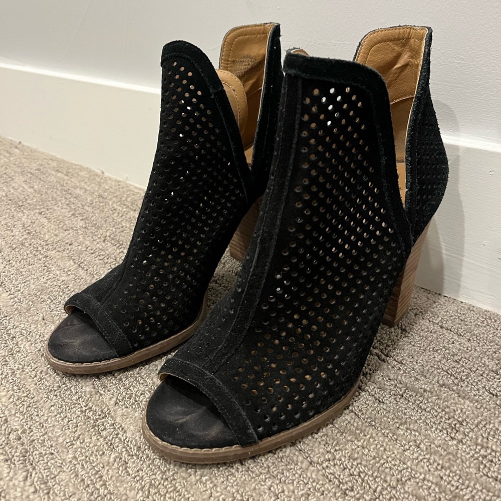 Lucky Brand suede sandal boots